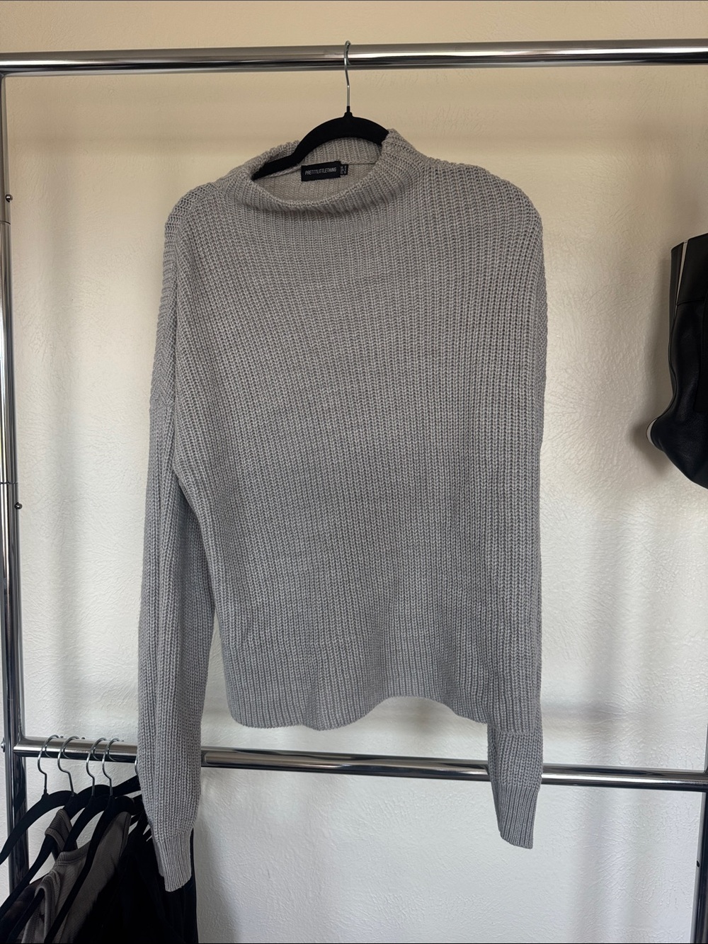 PrettyLittleThing Light Grey Ribbed Turtleneck Sweater